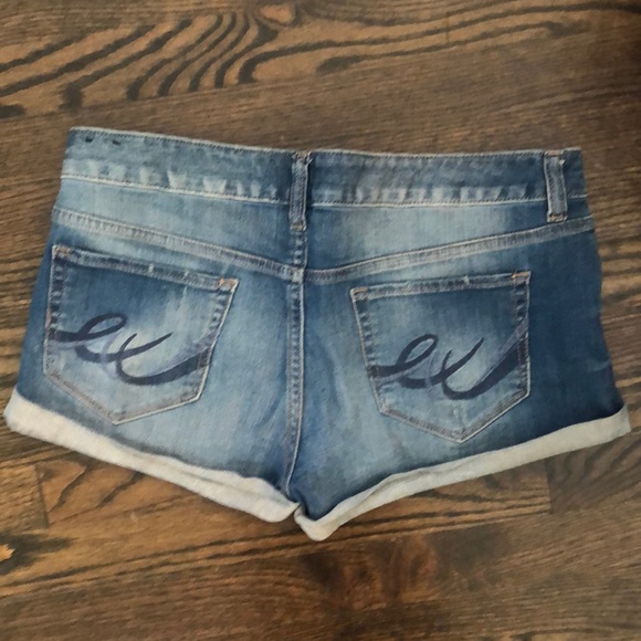 Express Jean shorts - Picture 2 of 2